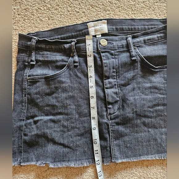 Anthropologie Mcguire Denim Distressed Mini Skirt Size 30 - Picture 4 of 8
